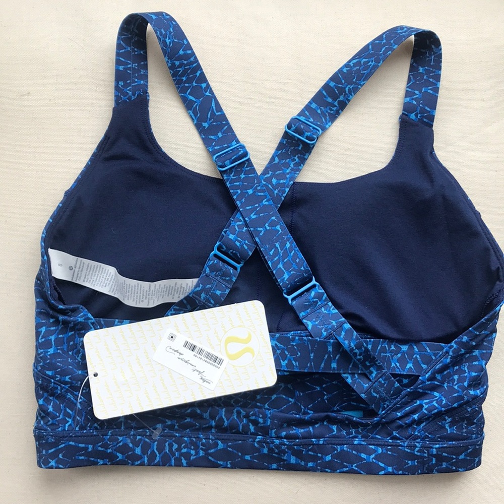 BNWT Lululemon Pure Practice bra 8 Blue SambaSnake - Picture 4 of 5